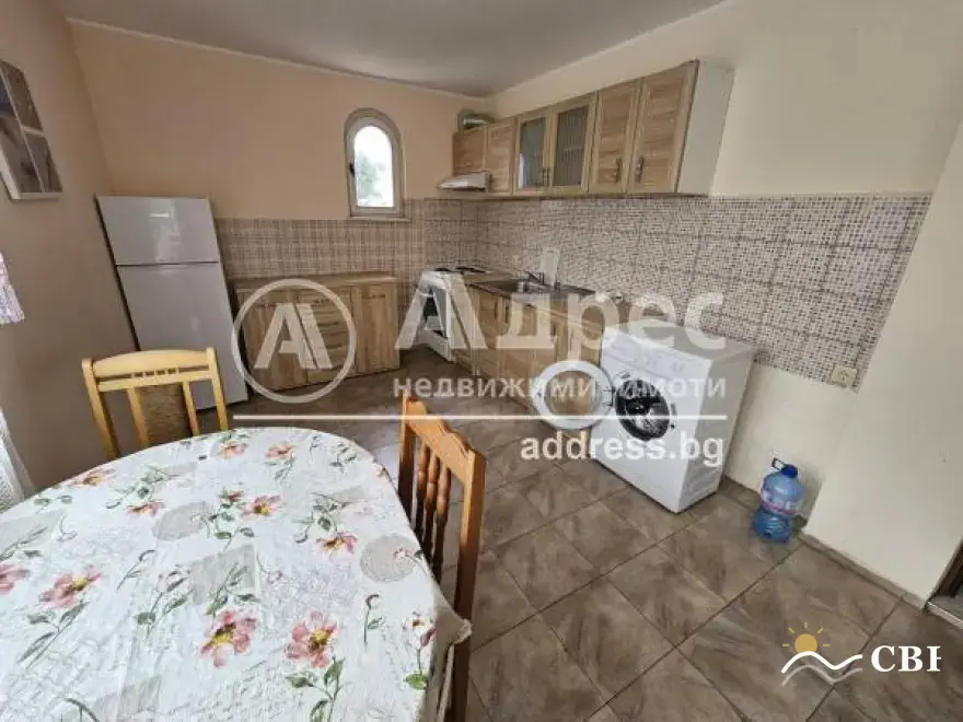 House, 1-room, 300 m², in Varna. Photo 3 of 16. Varna, Black Sea, Bulgaria. Cheap Beach Holiday.