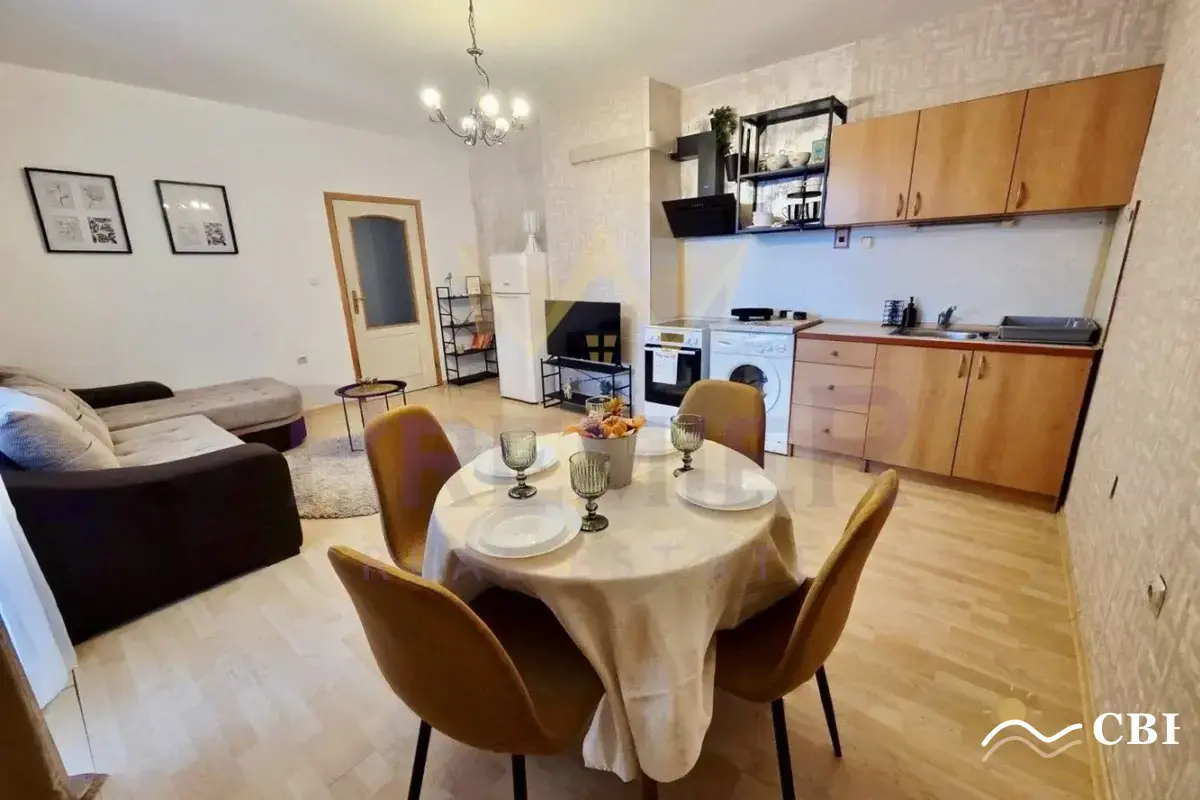 Apartment, 2-room, 72 m², in Varna. Photo 1 of 10. Varna, Black Sea, Bulgaria. Cheap Beach Holiday.