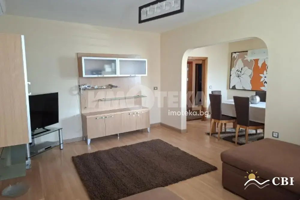 Apartment, 3-room, 100 m², in Varna. Photo 6 of 16. Varna, Black Sea, Bulgaria. Cheap Beach Holiday.
