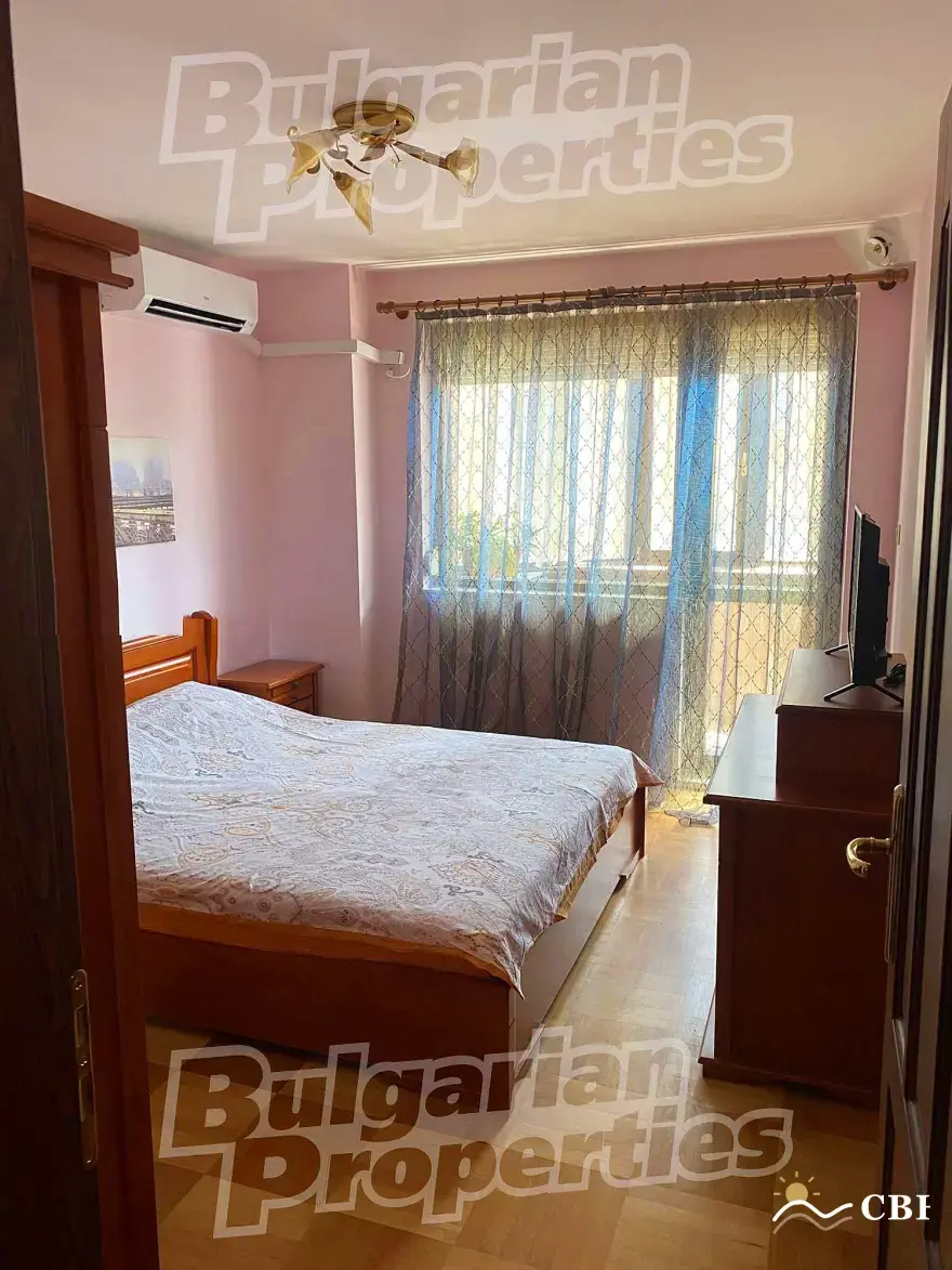 Apartment, 4-room, 135 m², in Varna. Photo 3 of 16. Varna, Black Sea, Bulgaria. Cheap Beach Holiday.