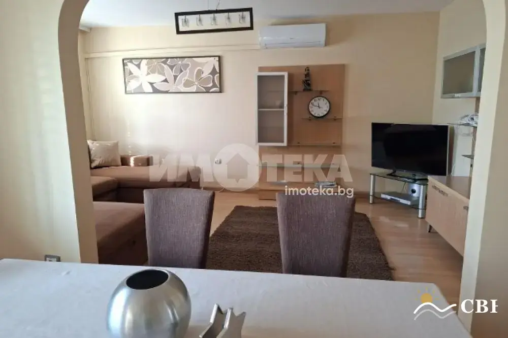 Apartment, 3-room, 100 m², in Varna. Photo 9 of 16. Varna, Black Sea, Bulgaria. Cheap Beach Holiday.