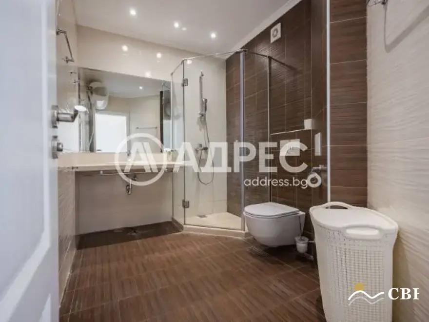 Apartment, 2-room, 100 m², in Varna. Photo 4 of 16. Varna, Black Sea, Bulgaria. Cheap Beach Holiday.