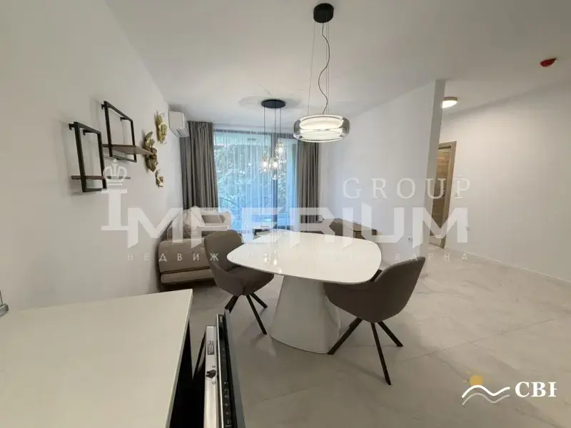 Apartment, 1-room, 7527.1 m², in St. St. Konstantin and Elena. Photo 3 of 10. St. St. Konstantin and Elena, Black Sea, Bulgaria. Cheap Beach Holiday.