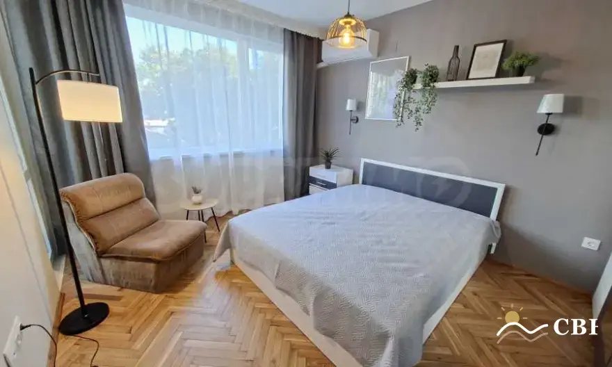 Apartment, 3-room, 100 m², in Varna. Photo 9 of 16. Varna, Black Sea, Bulgaria. Cheap Beach Holiday.
