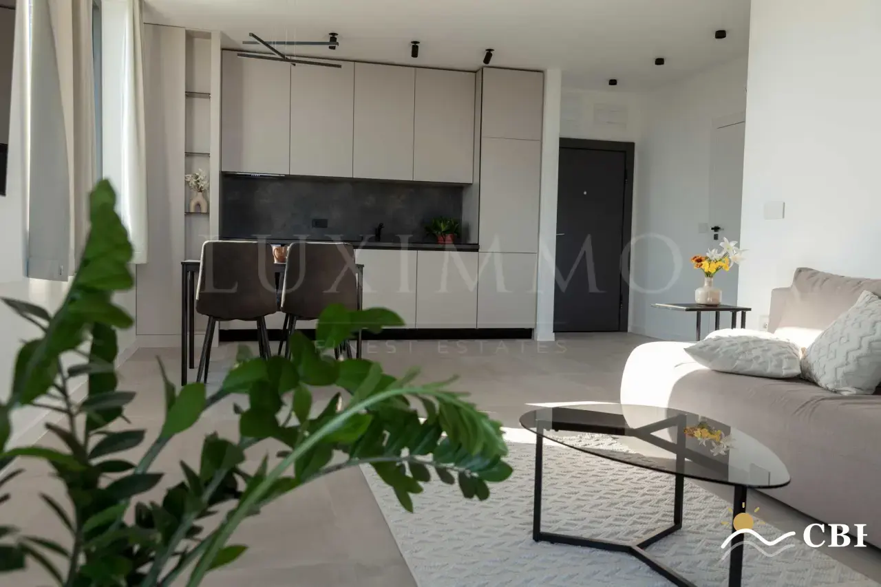 Apartment, 2-room, 75 m², in Varna. Photo 2 of 8. Varna, Black Sea, Bulgaria. Cheap Beach Holiday.