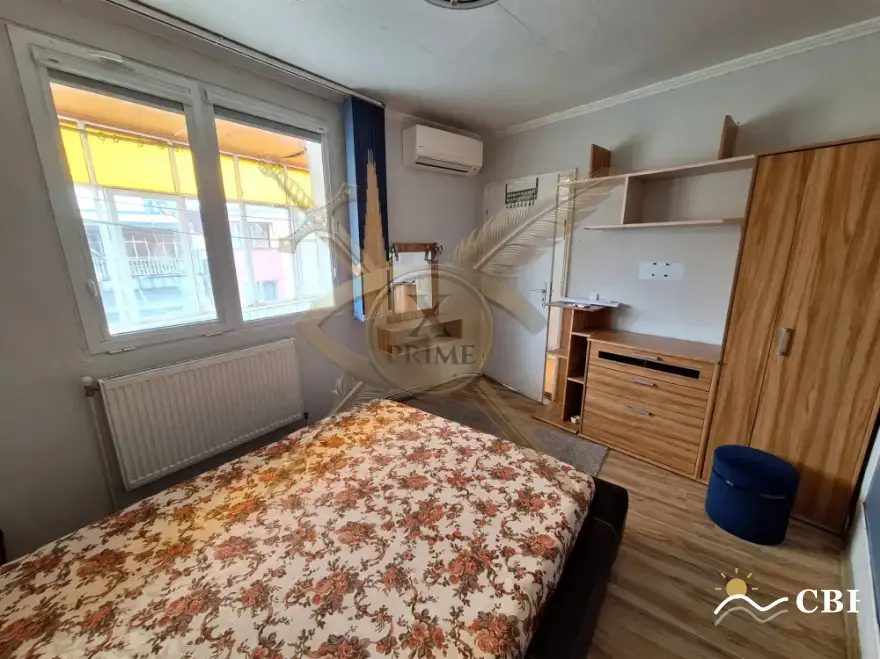 Apartment, 3-room, 90 m², in Varna. Photo 8 of 9. Varna, Black Sea, Bulgaria. Cheap Beach Holiday.