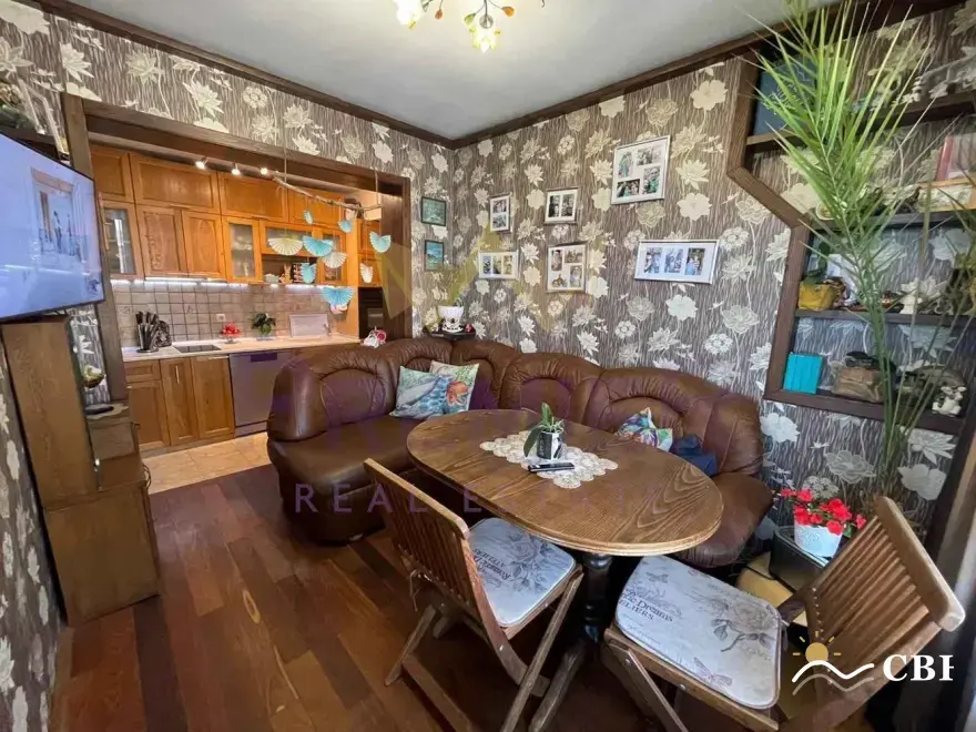 Apartment, 3-room, 65 m², in Varna. Photo 1 of 16. Varna, Black Sea, Bulgaria. Cheap Beach Holiday.
