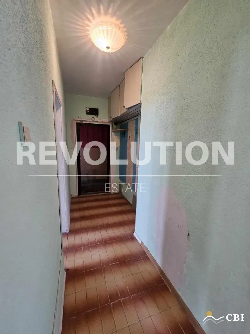 Apartment, 2-room, 58 m², in Varna. Photo 5 of 9. Varna, Black Sea, Bulgaria. Cheap Beach Holiday.