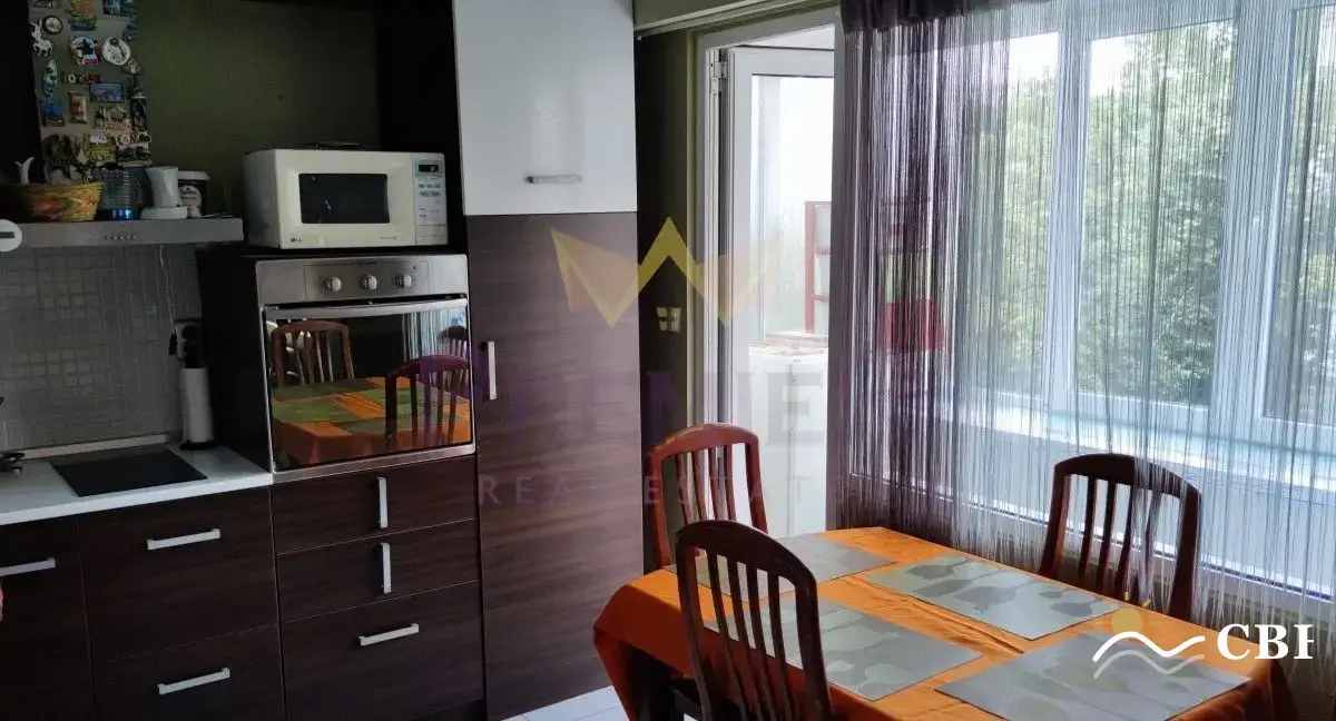 Apartment, 3-room, 86 m², in Varna. Photo 4 of 12. Varna, Black Sea, Bulgaria. Cheap Beach Holiday.