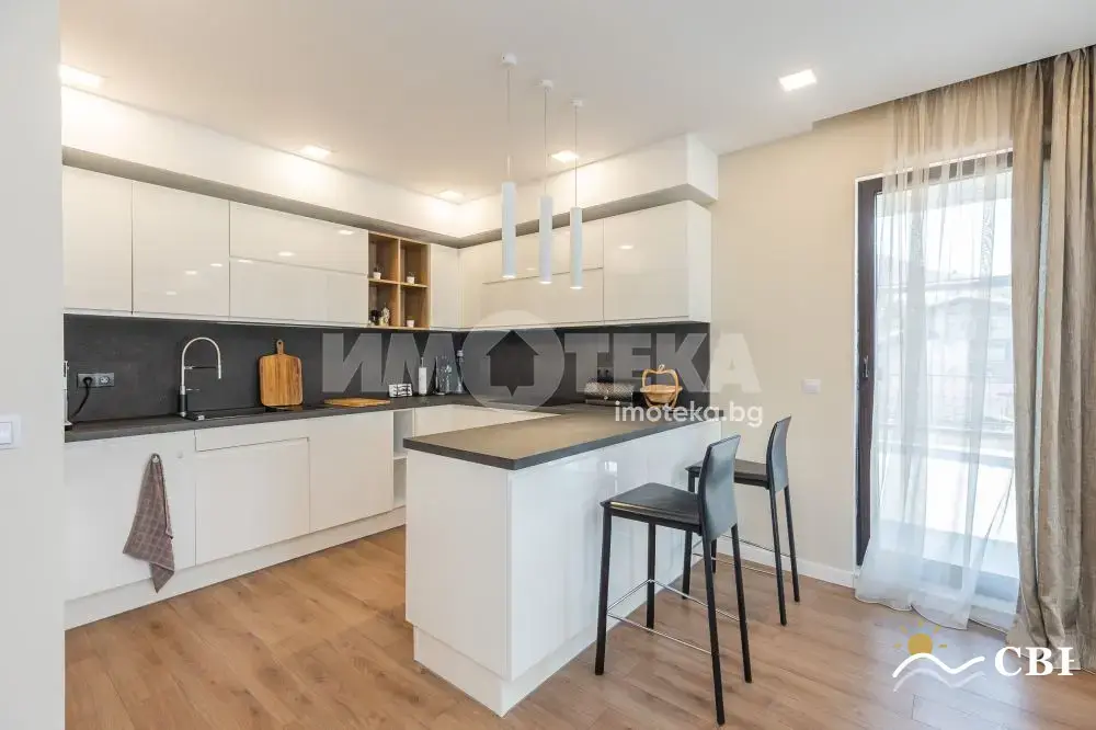 Apartment, 1-room, 233 m², in Varna. Photo 4 of 16. Varna, Black Sea, Bulgaria. Cheap Beach Holiday.