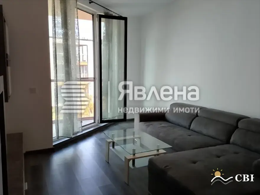 Apartment, 3-room, 105 m², in Sarafovo. Photo 1 of 16. Sarafovo, Black Sea, Bulgaria. Cheap Beach Holiday.