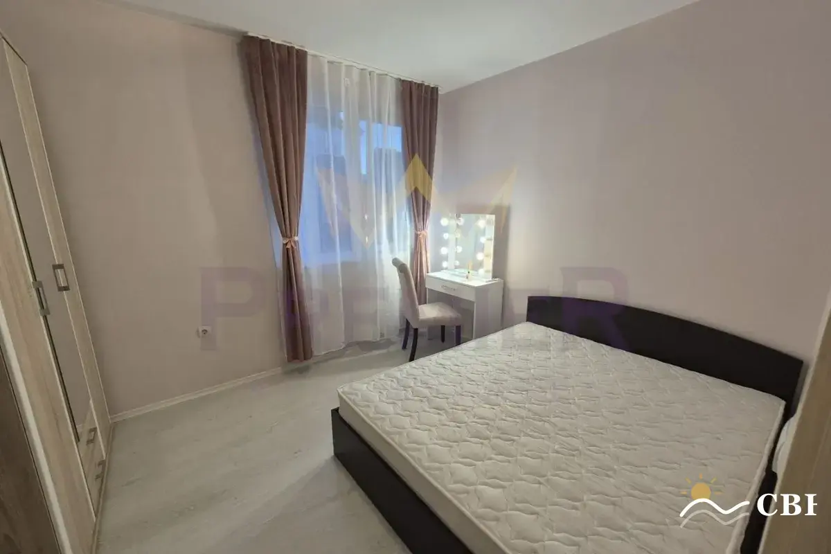 Apartment, 3-room, 85 m², in Varna. Photo 8 of 12. Varna, Black Sea, Bulgaria. Cheap Beach Holiday.