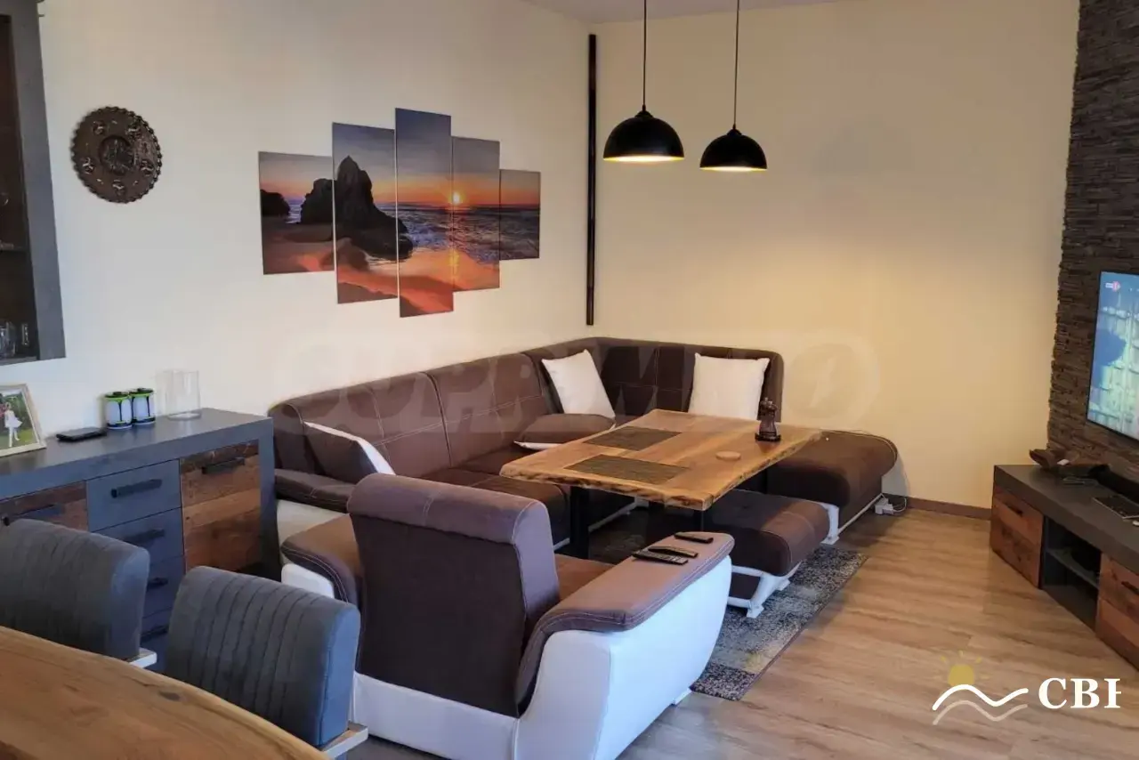 Apartment, 3-room, 99 m², in Sarafovo. Photo 1 of 16. Sarafovo, Black Sea, Bulgaria. Cheap Beach Holiday.
