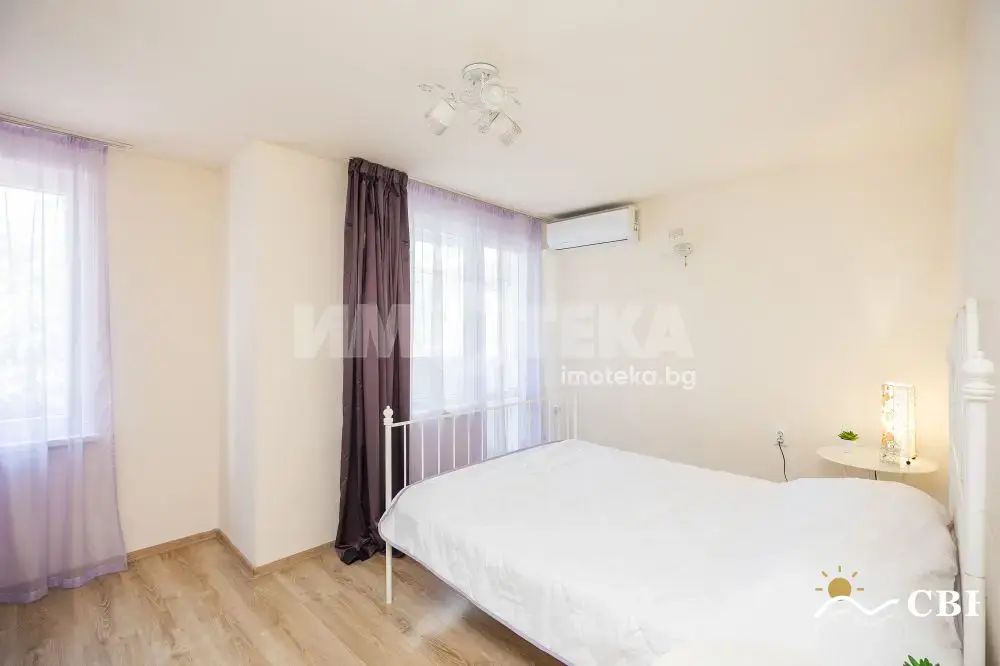 Apartment, 3-room, 90 m², in Varna. Photo 7 of 15. Varna, Black Sea, Bulgaria. Cheap Beach Holiday.