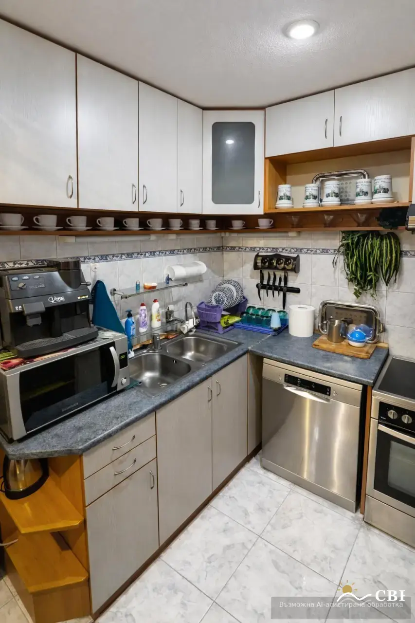 Apartment, 4-room, 135 m², in Varna. Photo 4 of 10. Varna, Black Sea, Bulgaria. Cheap Beach Holiday.