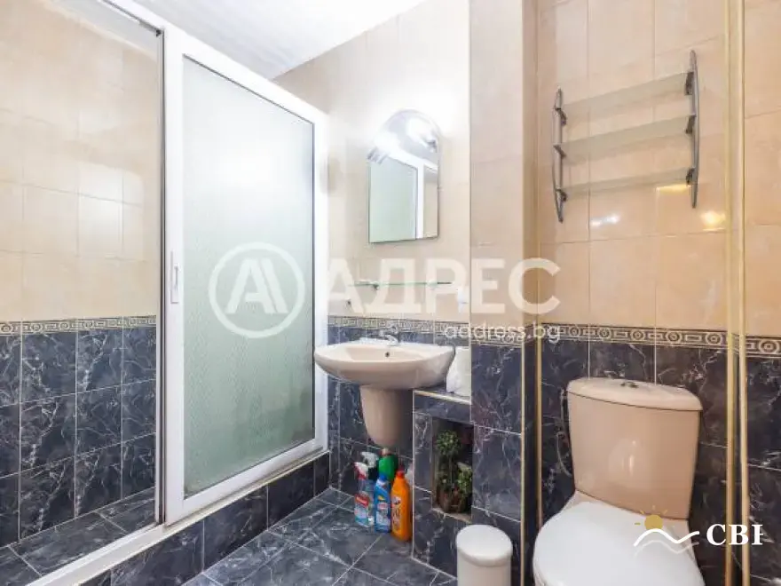 Apartment, 3-room, 100 m², in Varna. Photo 4 of 16. Varna, Black Sea, Bulgaria. Cheap Beach Holiday.