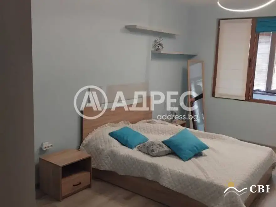 Apartment, 2-room, 65 m², in Burgas. Photo 1 of 8. Burgas, Black Sea, Bulgaria. Cheap Beach Holiday.