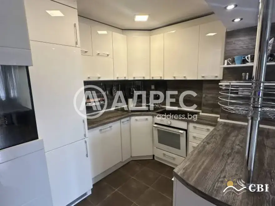 Apartment, 3-room, 75 m², in Varna. Photo 1 of 13. Varna, Black Sea, Bulgaria. Cheap Beach Holiday.