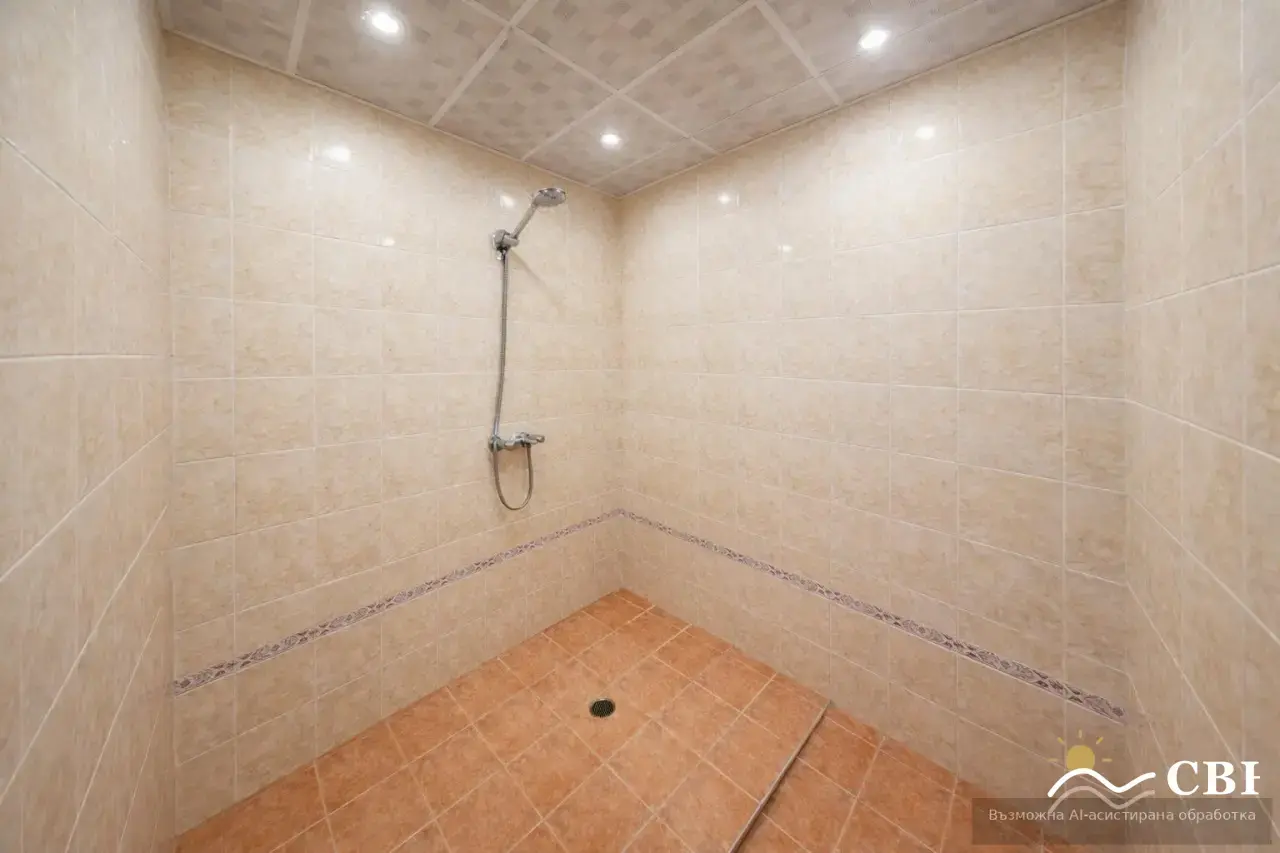 Apartment, 3-room, 98 m², in Varna. Photo 9 of 13. Varna, Black Sea, Bulgaria. Cheap Beach Holiday.