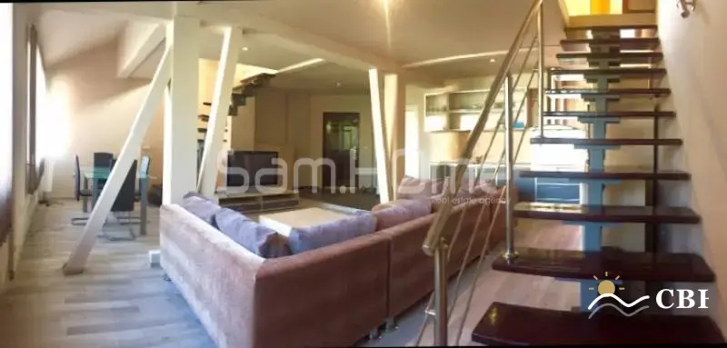 Apartment, 3-room, 120 m², in Varna. Photo 1 of 16. Varna, Black Sea, Bulgaria. Cheap Beach Holiday.