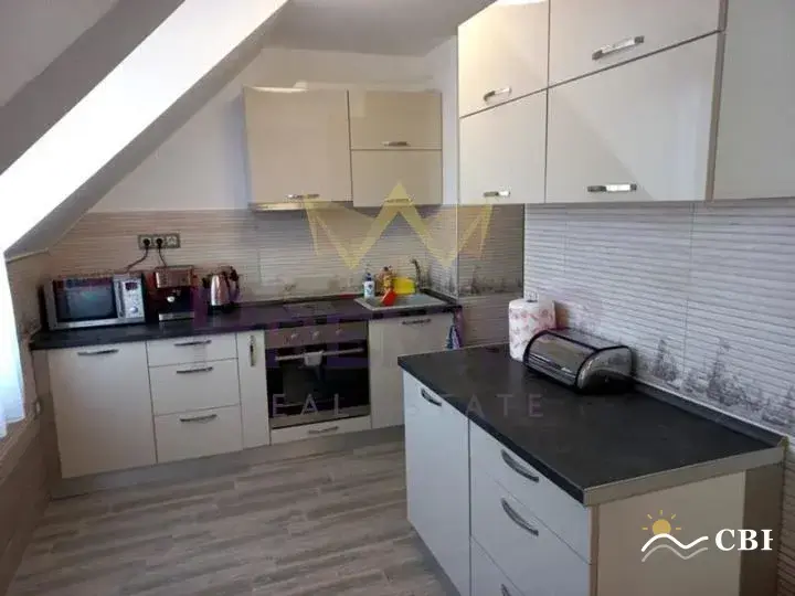 Apartment, 3-room, 111 m², in Varna. Photo 1 of 12. Varna, Black Sea, Bulgaria. Cheap Beach Holiday.