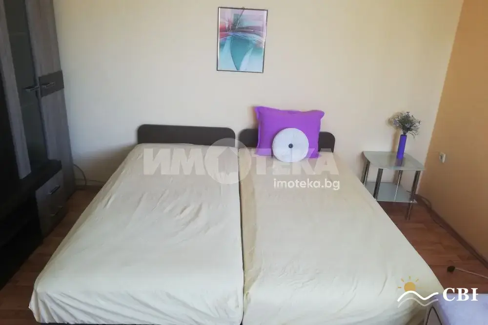 Apartment, 3-room, 75 m², in Varna. Photo 7 of 12. Varna, Black Sea, Bulgaria. Cheap Beach Holiday.