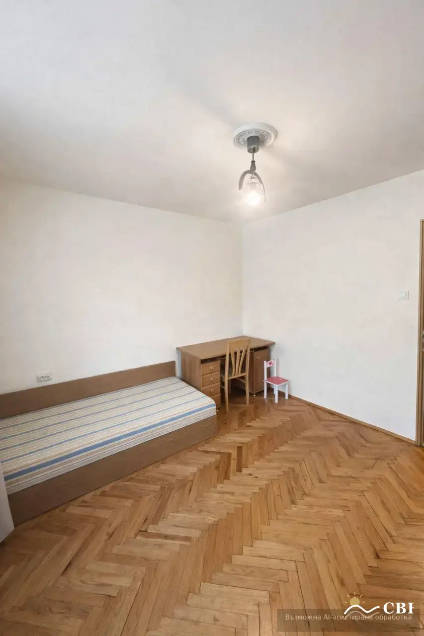 Apartment, 3-room, 100 m², in Varna. Photo 6 of 10. Varna, Black Sea, Bulgaria. Cheap Beach Holiday.