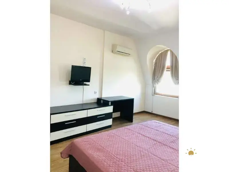 Apartment, 2-room, 70 m², in St. St. Konstantin and Elena. Photo 3 of 5. St. St. Konstantin and Elena, Black Sea, Bulgaria. Cheap Beach Holiday.
