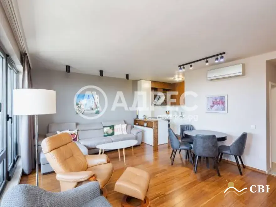 Apartment, 3-room, 100 m², in Varna. Photo 1 of 16. Varna, Black Sea, Bulgaria. Cheap Beach Holiday.