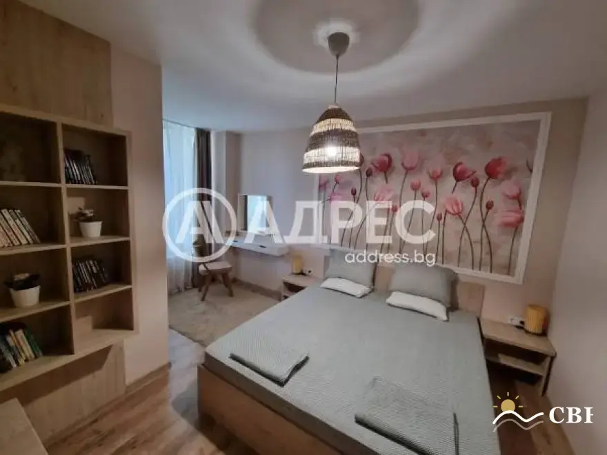 Apartment, 3-room, 85 m², in Varna. Photo 3 of 13. Varna, Black Sea, Bulgaria. Cheap Beach Holiday.