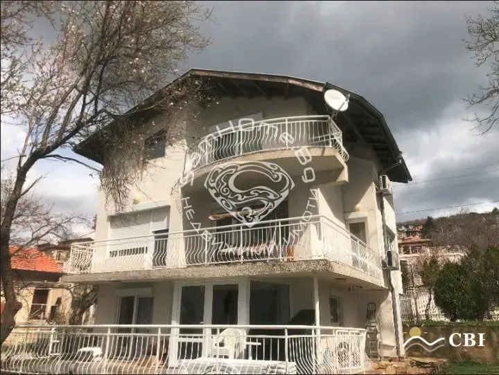 House, 5-room, 180 m², in Albena. Photo 1 of 16. Albena, Black Sea, Bulgaria. Cheap Beach Holiday.