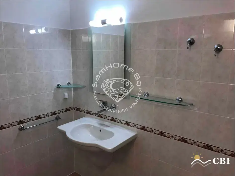 Apartment, 3-room, 165 m², in Varna. Photo 9 of 10. Varna, Black Sea, Bulgaria. Cheap Beach Holiday.