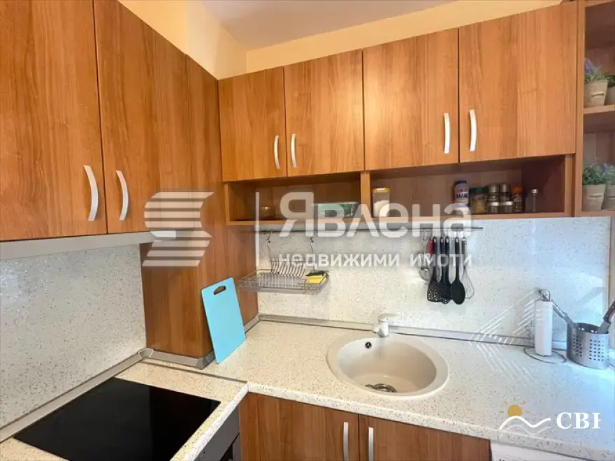 Apartment, 3-room, 76 m², in Varna. Photo 2 of 15. Varna, Black Sea, Bulgaria. Cheap Beach Holiday.