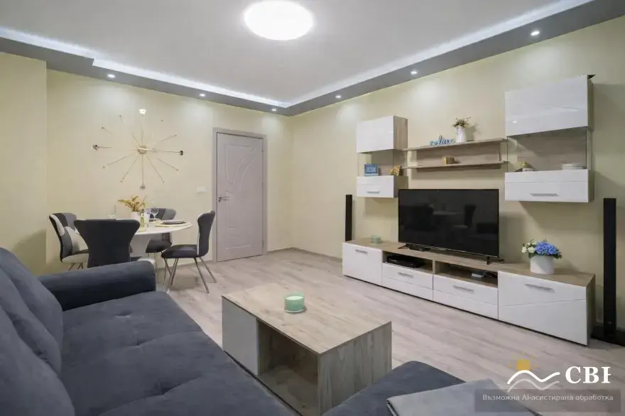 Apartment, 2-room, 62 m², in Varna. Photo 2 of 10. Varna, Black Sea, Bulgaria. Cheap Beach Holiday.