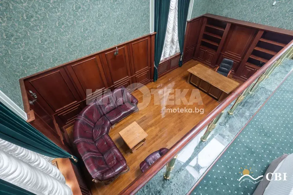 House, 1-room, 1016 m², in Varna. Photo 7 of 15. Varna, Black Sea, Bulgaria. Cheap Beach Holiday.