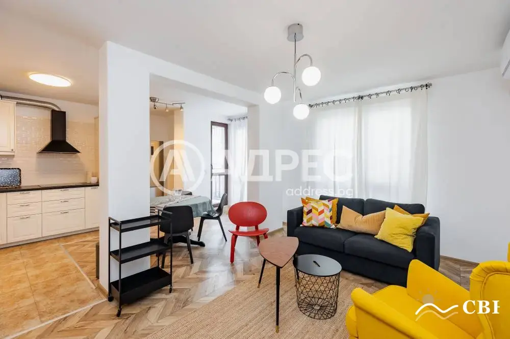 Apartment, 3-room, 110 m², in Varna. Photo 1 of 16. Varna, Black Sea, Bulgaria. Cheap Beach Holiday.