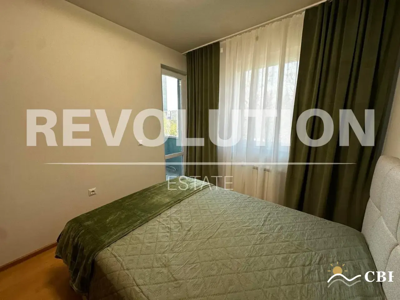 Apartment, 3-room, 80 m², in Varna. Photo 4 of 9. Varna, Black Sea, Bulgaria. Cheap Beach Holiday.