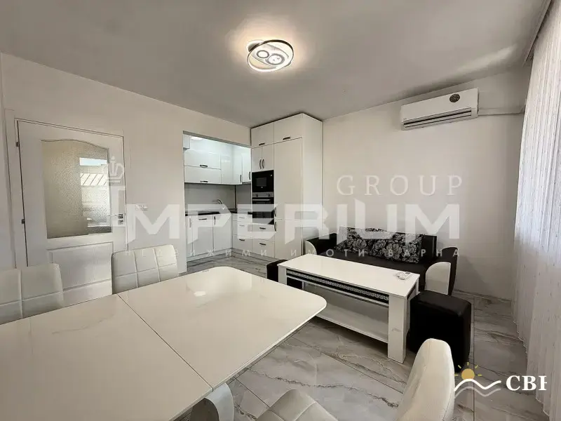 Apartment, 1-room, 21425 m², in Varna. Photo 1 of 16. Varna, Black Sea, Bulgaria. Cheap Beach Holiday.