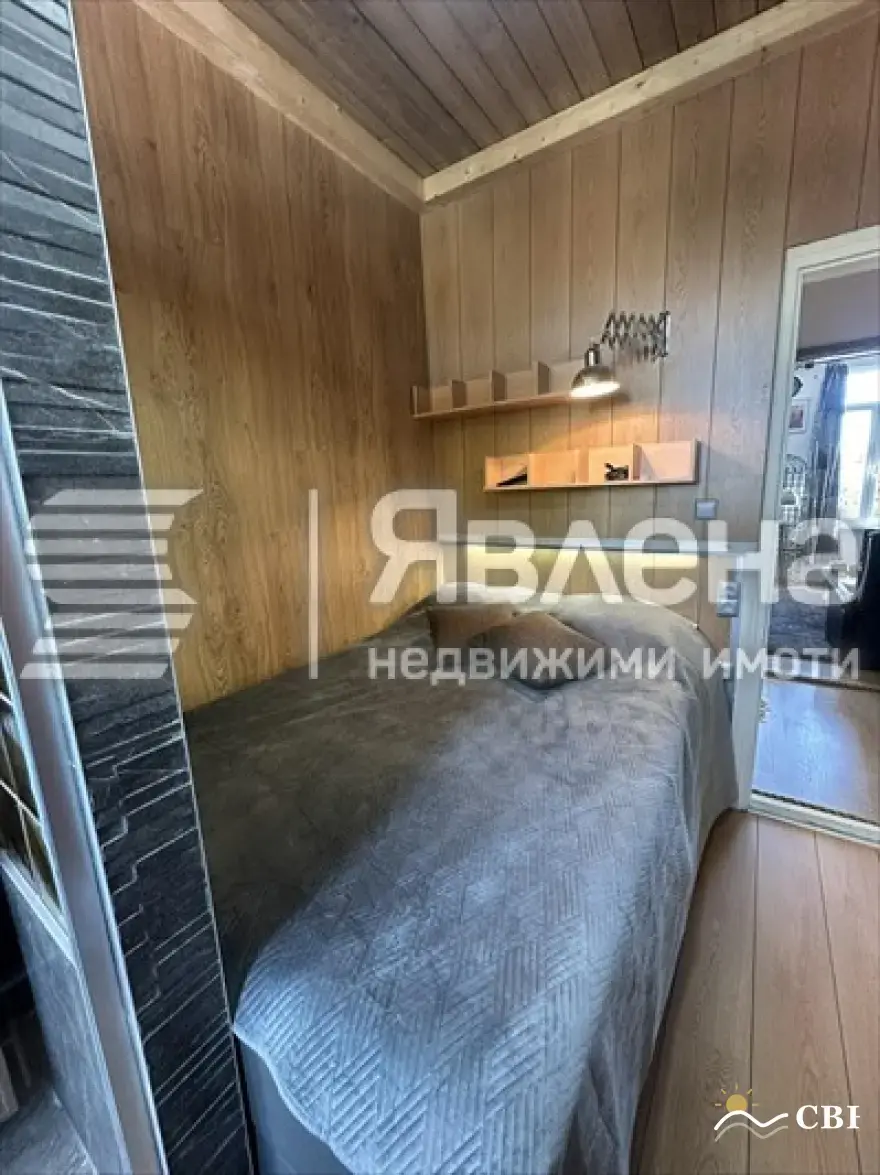 Apartment, 2-room, 44 m², in Burgas. Photo 8 of 11. Burgas, Black Sea, Bulgaria. Cheap Beach Holiday.