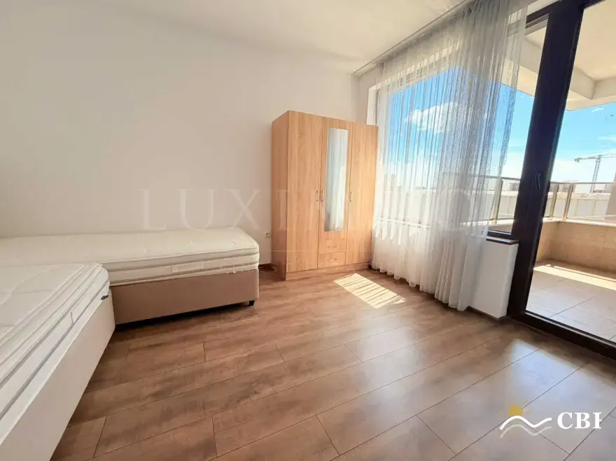 Apartment, 3-room, 100 m², in Burgas. Photo 6 of 15. Burgas, Black Sea, Bulgaria. Cheap Beach Holiday.