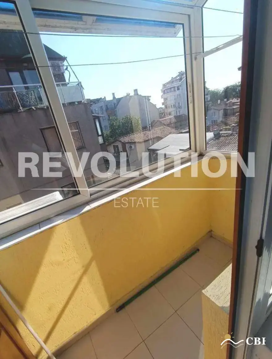 Apartment, 2-room, 55 m², in Varna. Photo 9 of 12. Varna, Black Sea, Bulgaria. Cheap Beach Holiday.