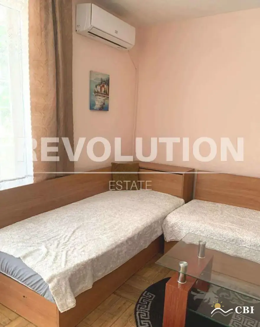 Apartment, 2-room, 65 m², in Varna. Photo 1 of 8. Varna, Black Sea, Bulgaria. Cheap Beach Holiday.
