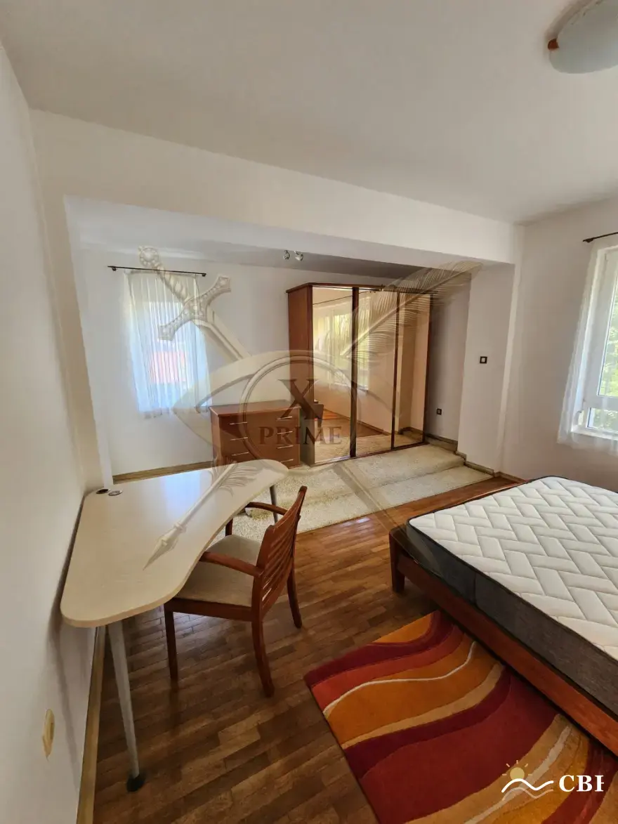 Apartment, 3-room, 90 m², in Varna. Photo 5 of 8. Varna, Black Sea, Bulgaria. Cheap Beach Holiday.