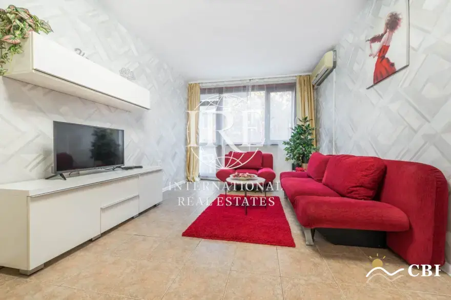 Apartment, 3-room, 95 m², in Varna. Photo 9 of 16. Varna, Black Sea, Bulgaria. Cheap Beach Holiday.