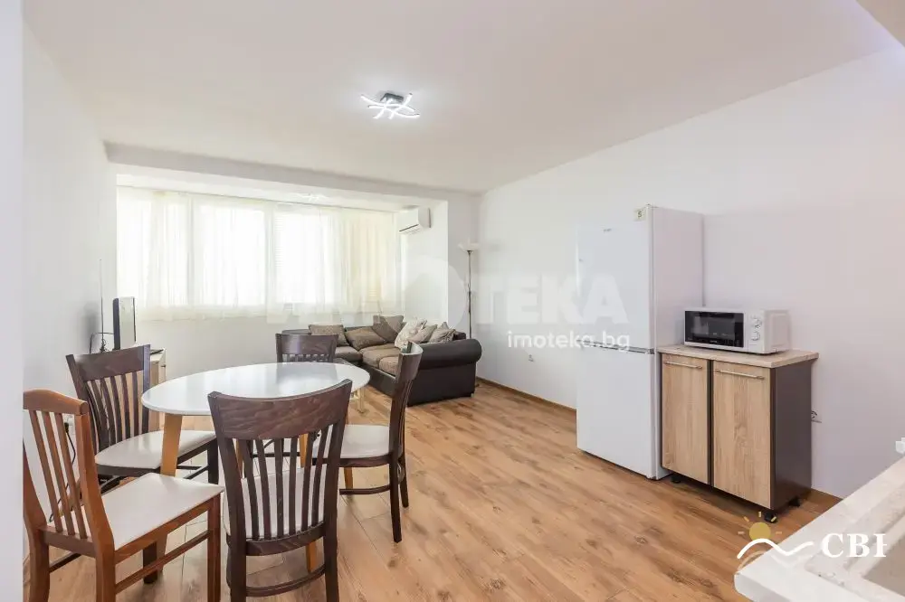 Apartment, 3-room, 80 m², in Varna. Photo 3 of 13. Varna, Black Sea, Bulgaria. Cheap Beach Holiday.