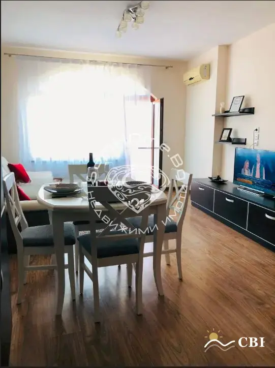 Apartment, 1-room, 70 m², in St. St. Konstantin and Elena. Photo 1 of 13. St. St. Konstantin and Elena, Black Sea, Bulgaria. Cheap Beach Holiday.