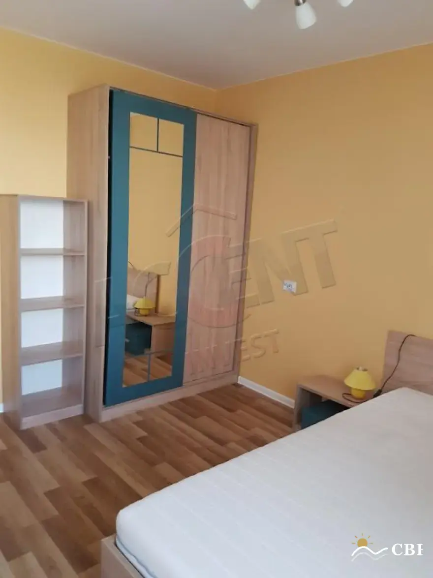 Apartment, 3-room, 85 m², in Varna. Photo 6 of 12. Varna, Black Sea, Bulgaria. Cheap Beach Holiday.