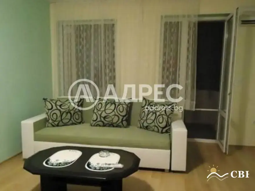 Apartment, 2-room, 75 m², in Burgas. Photo 1 of 3. Burgas, Black Sea, Bulgaria. Cheap Beach Holiday.