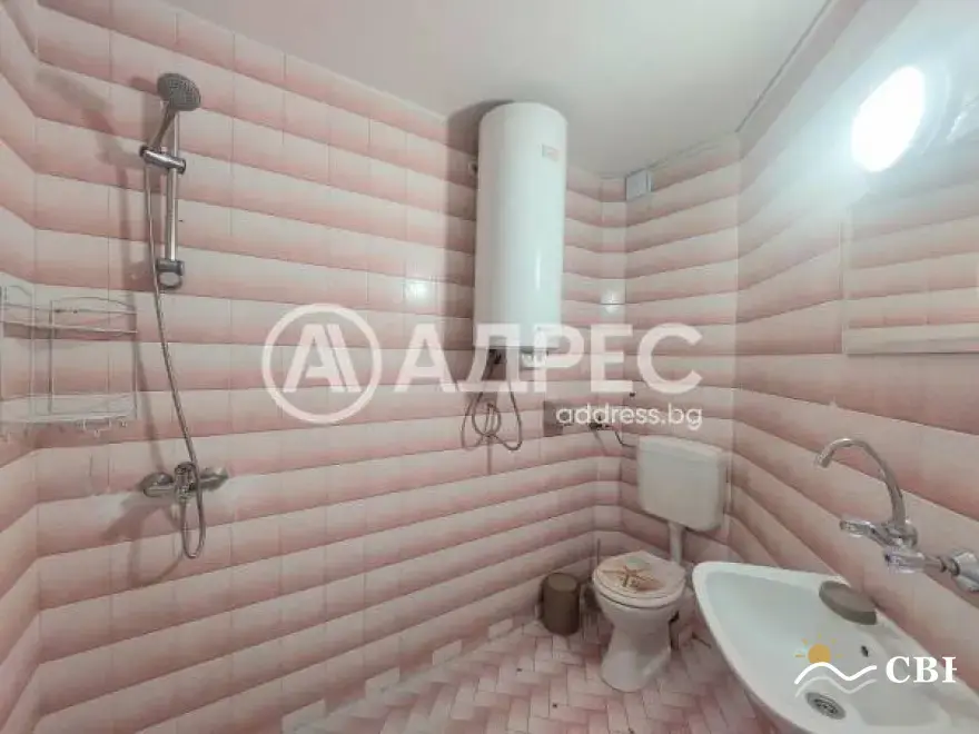 Apartment, 2-room, 70 m², in Pomorie. Photo 9 of 10. Pomorie, Black Sea, Bulgaria. Cheap Beach Holiday.