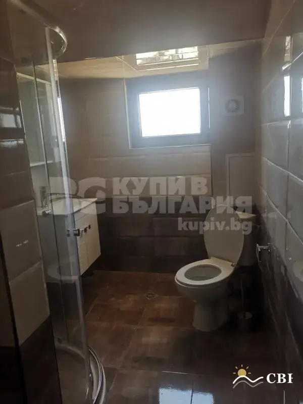 Apartment, 3-room, 120 m², in Varna. Photo 8 of 9. Varna, Black Sea, Bulgaria. Cheap Beach Holiday.